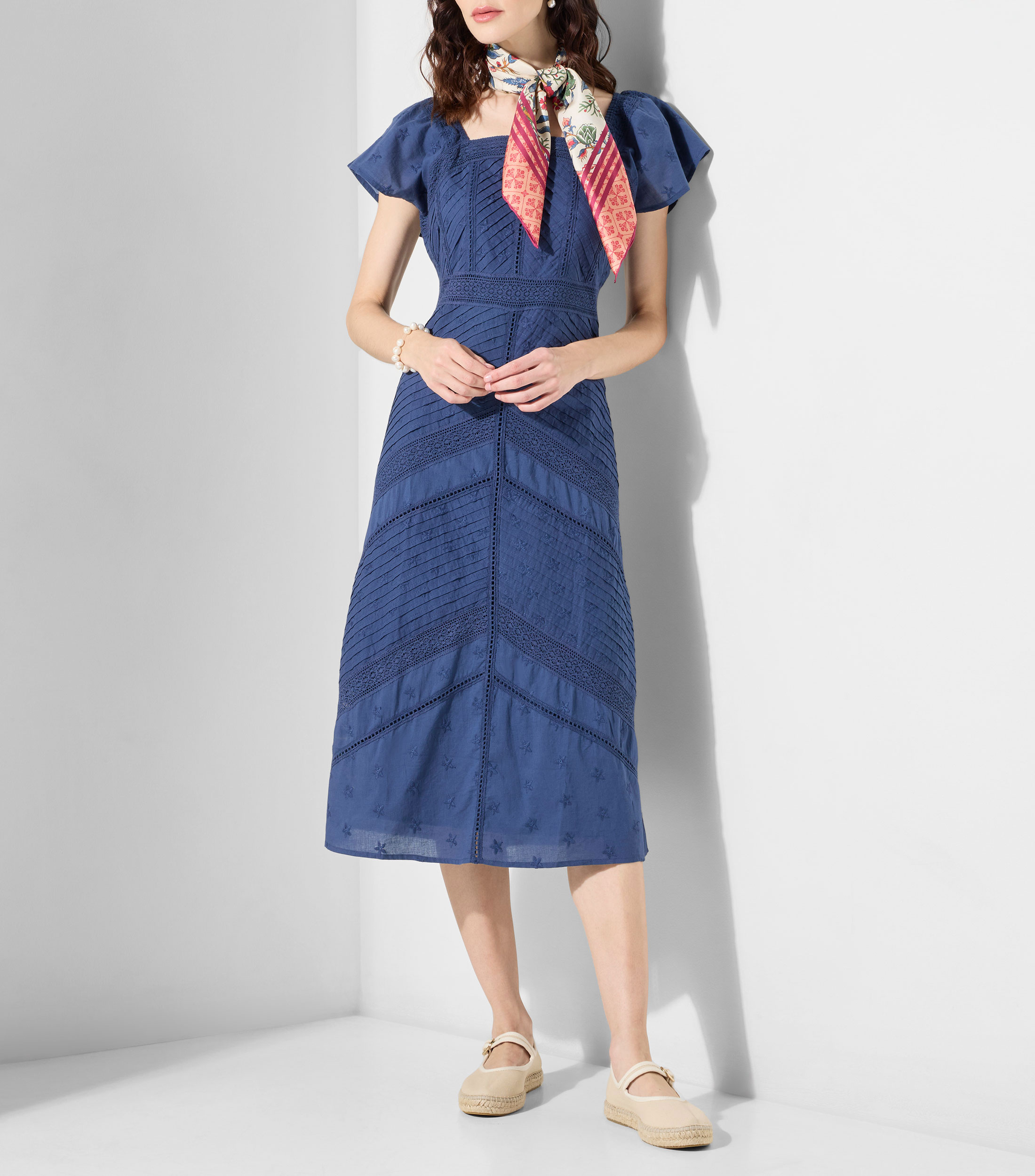 Vestido midi liso Mujer